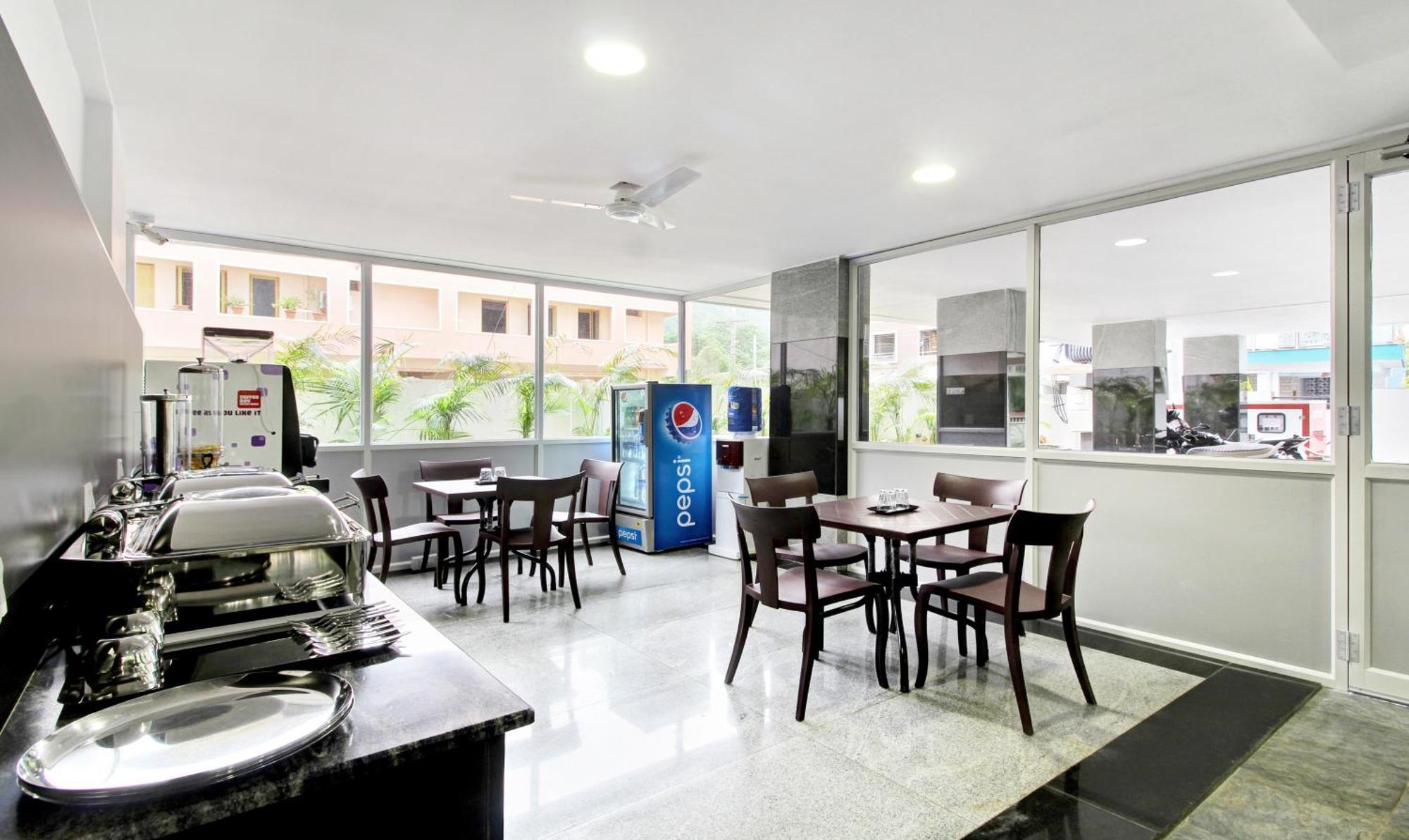 Treebo Trend Excella Hotel Visakhapatnam Exterior foto